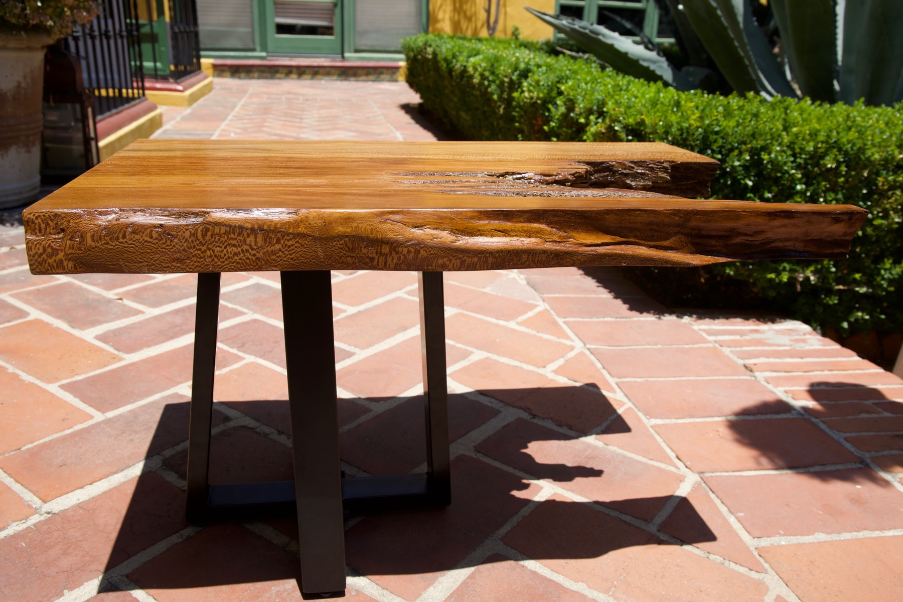 Front view of the Sycamore Coffee Table and its natural edge